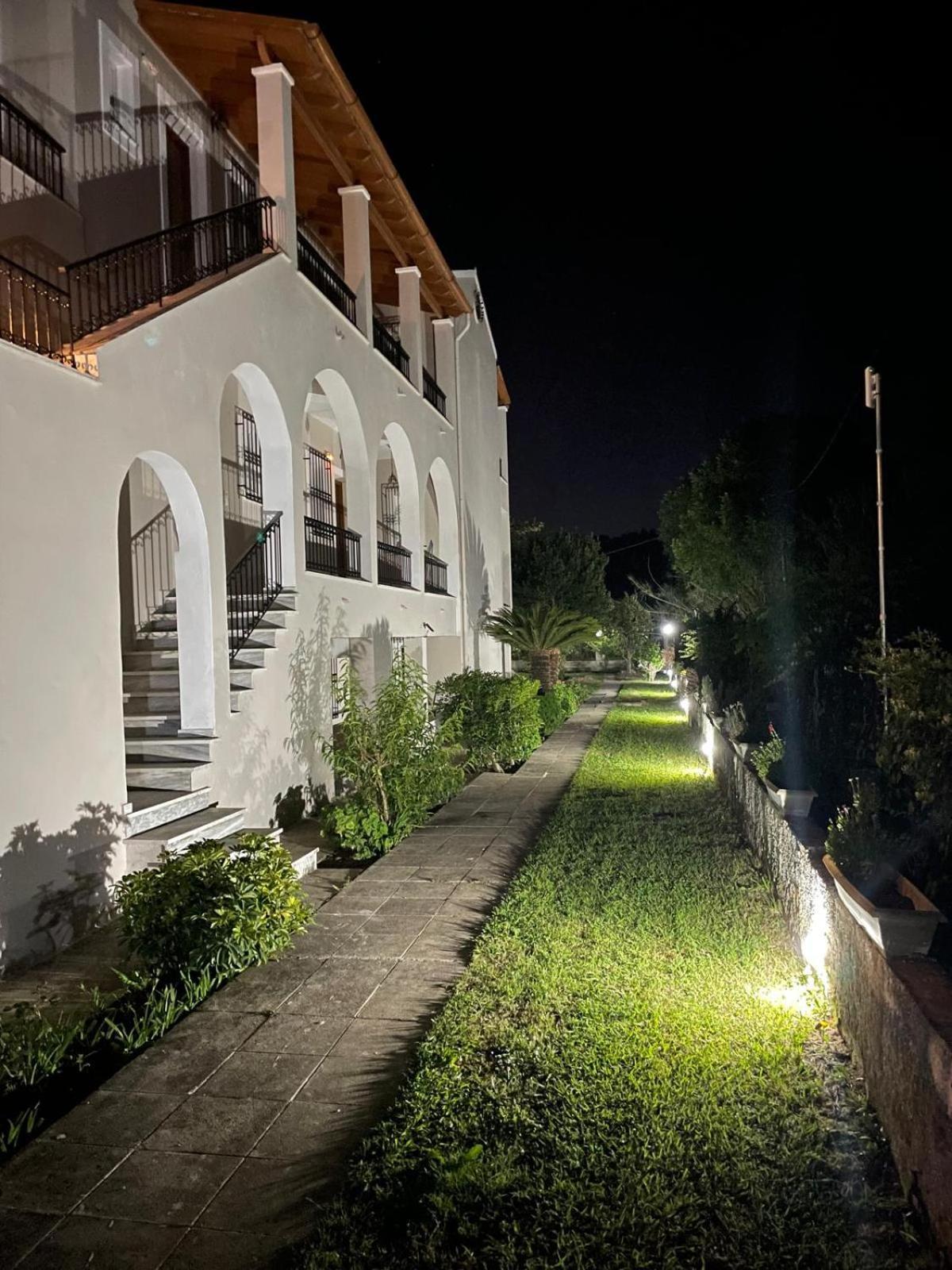 Casa Alema Verde Ypsos Exterior foto